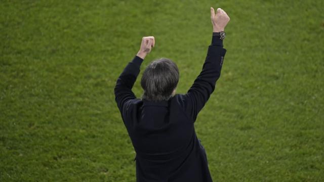 德国队中场如何4选3：拿掉克罗斯or基米希回右闸？